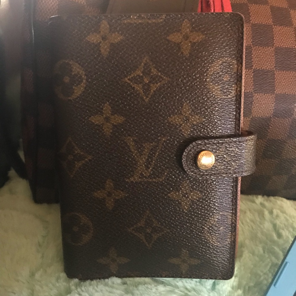 Louis Vuitton pm agenda monogram print